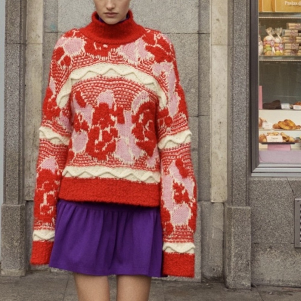 NWT ZARA Red Pink Woven Jacquard Knit Art Inspired Sweater Warm Cozy Cream